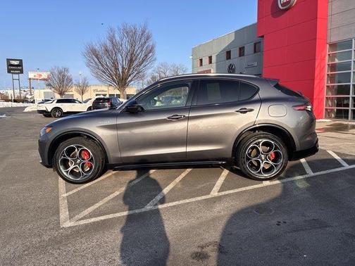 2024 Alfa Romeo Stelvio Veloce