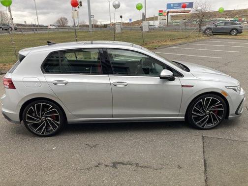 2023 Volkswagen Golf GTI 2.0T Autobahn