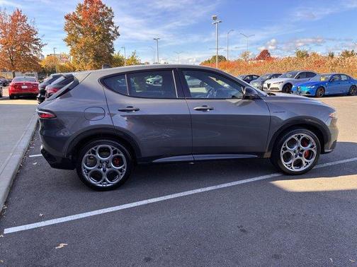 2024 Alfa Romeo Tonale Veloce