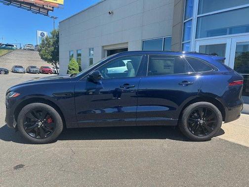 2026 Jaguar F-PACE P400 R-Dynamic S