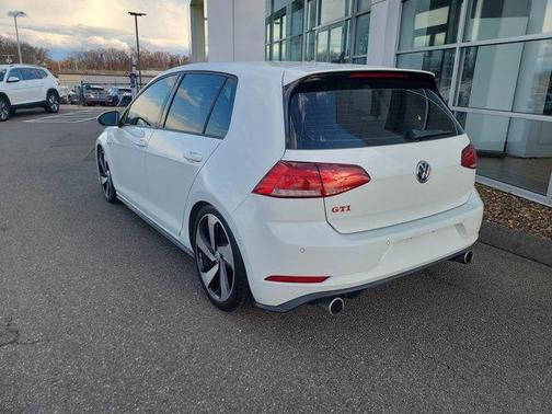 2019 Volkswagen Golf GTI 2.0T Autobahn