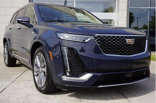 2025 Cadillac XT6 Premium Luxury AWD