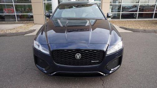 2024 Jaguar XF R-Dynamic SE