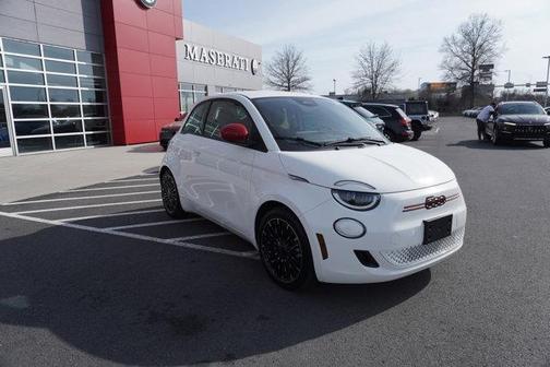 2024 FIAT 500e Base
