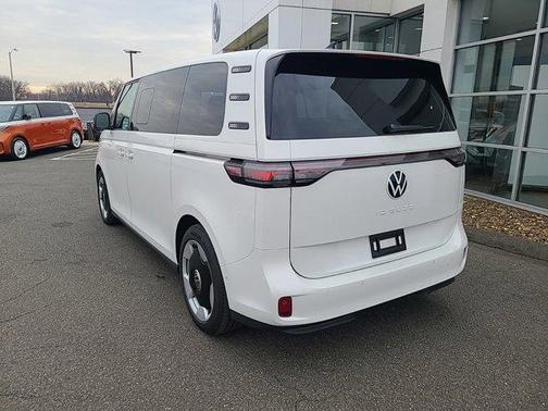 2025 Volkswagen ID. Buzz Pro S