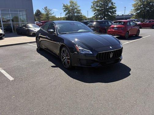 2022 Maserati Quattroporte Modena Q4