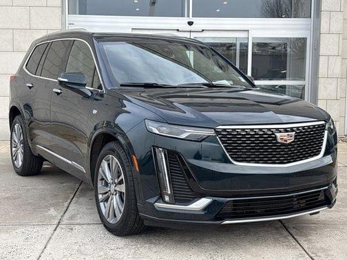 2025 Cadillac XT6 Premium Luxury AWD