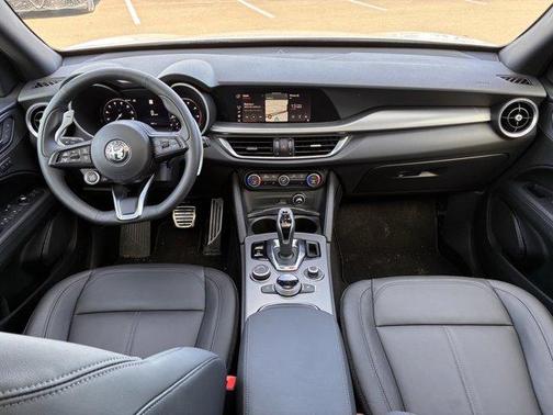 Milano 2025 Alfa Romeo Stelvio Base