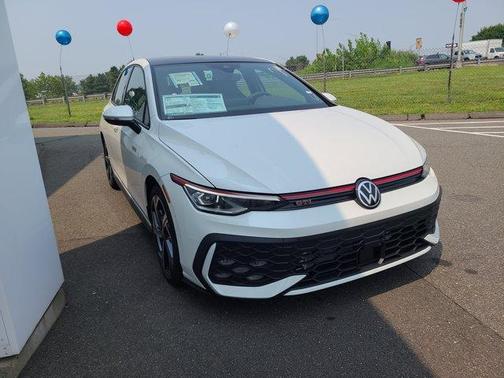 2025 Volkswagen Golf GTI 2.0T SE