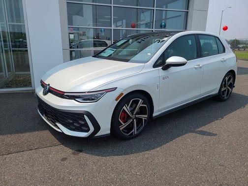 2025 Volkswagen Golf GTI 2.0T SE