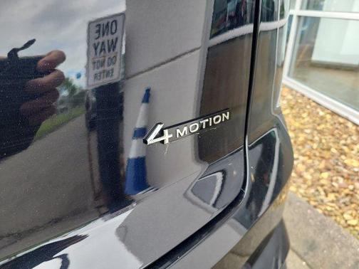 2024 Volkswagen Atlas Cross Sport 2.0T SE
