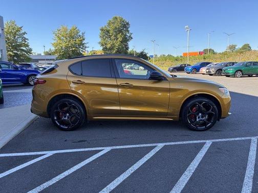 2023 Alfa Romeo Stelvio Veloce