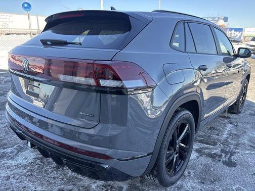 Pure Gray 2026 Volkswagen Atlas Cross Sport 2.0T SEL R-Line Black