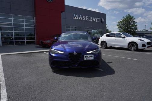 2022 Alfa Romeo Giulia Base