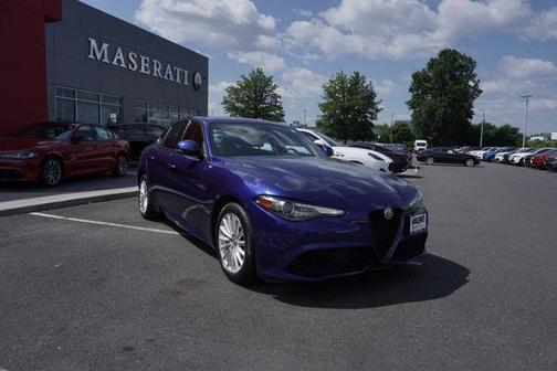 2022 Alfa Romeo Giulia Base