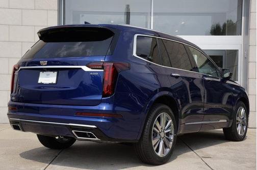 2024 Cadillac XT6 Premium Luxury AWD