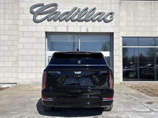 2025 Cadillac Escalade IQ Luxury