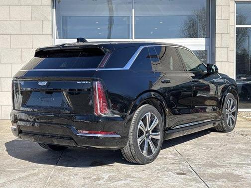 2025 Cadillac Escalade IQ Luxury