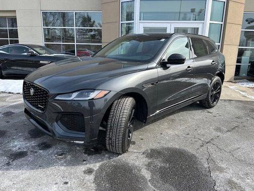 2025 Jaguar F-PACE P400 R-Dynamic S