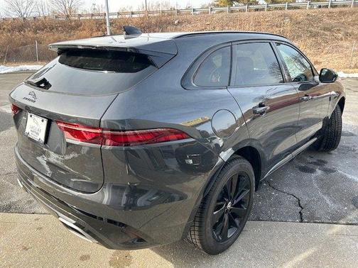 2025 Jaguar F-PACE P400 R-Dynamic S