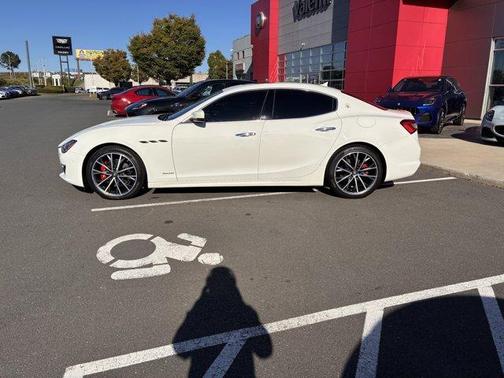 2019 Maserati Ghibli GranLusso