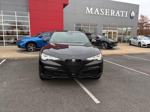 2025 Alfa Romeo Stelvio Base