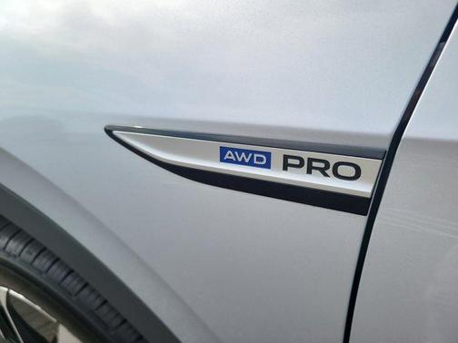 2022 Volkswagen ID.4 Pro