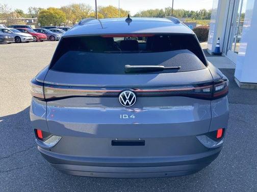 2023 Volkswagen ID.4 Pro