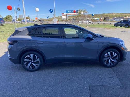 2023 Volkswagen ID.4 Pro