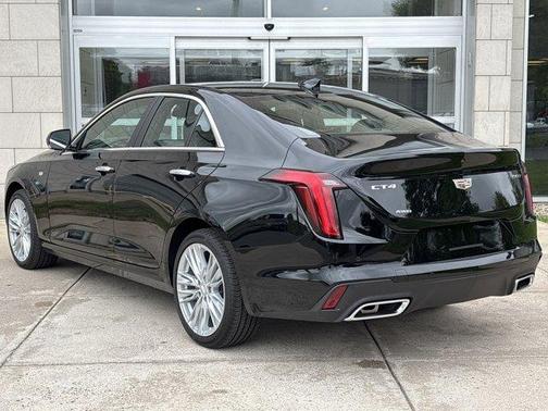 2025 Cadillac CT4 Premium Luxury