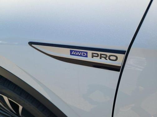 2025 Volkswagen ID.4 Pro