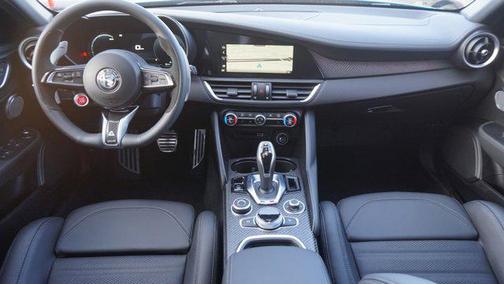 2024 Alfa Romeo Giulia Quadrifoglio