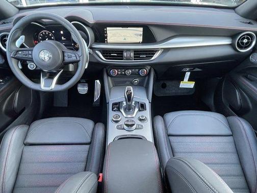 2025 Alfa Romeo Stelvio Special Edition