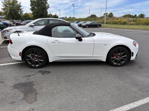 2018 FIAT 124 Spider Abarth