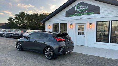 2019 Hyundai Veloster 2