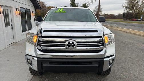 2017 Toyota Tundra SR5