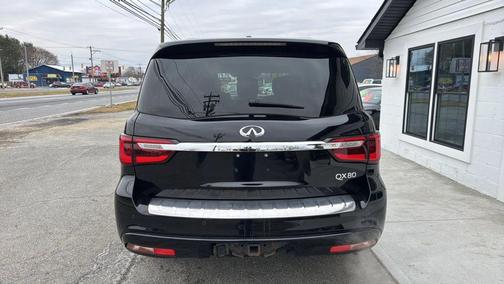 2018 INFINITI QX80 Base