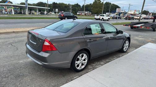 2012 Ford Fusion SE