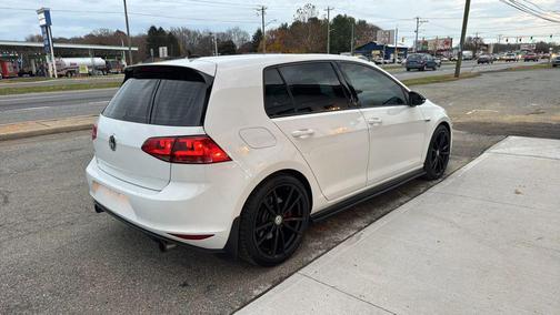 2016 Volkswagen Golf GTI 2.0T S 4-Door