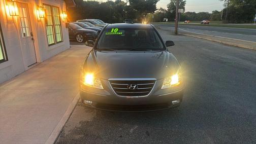 2010 Hyundai SONATA Limited