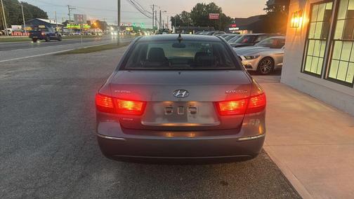 2010 Hyundai SONATA Limited