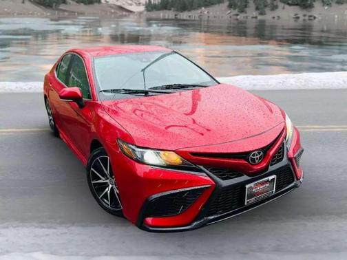 2023 Toyota Camry SE