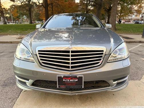 2010 Mercedes-Benz S-Class S 550 Sedan 4D