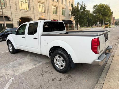 2007 Nissan Frontier SE Crew Cab
