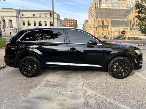 2018 Audi Q7 3.0T Premium Plus