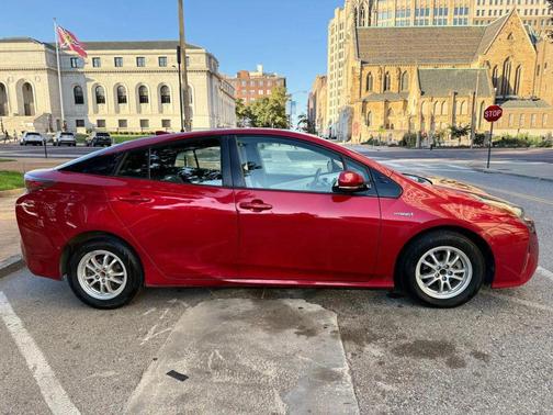 2017 Toyota Prius Two