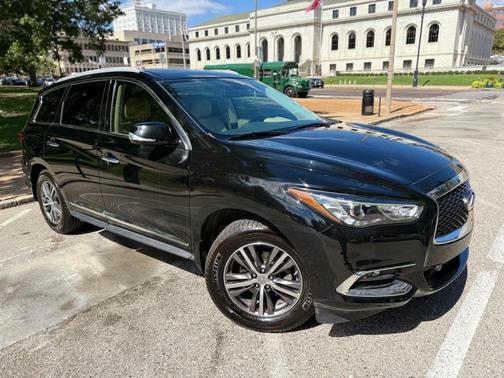2017 INFINITI QX60 Base
