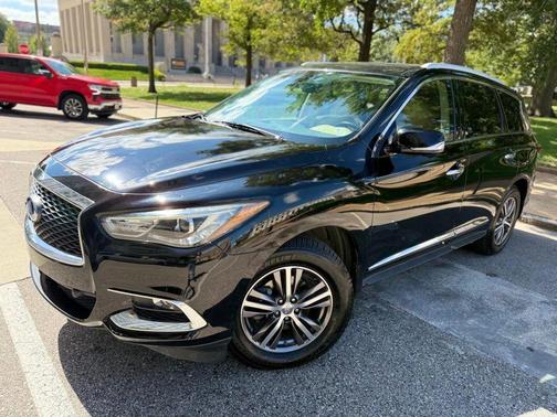 2017 INFINITI QX60 Base