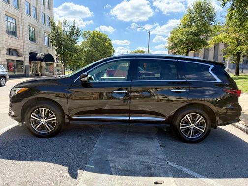 2017 INFINITI QX60 Base