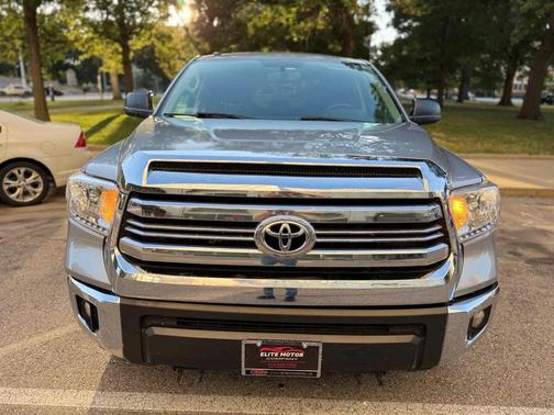 2017 Toyota Tundra SR5
